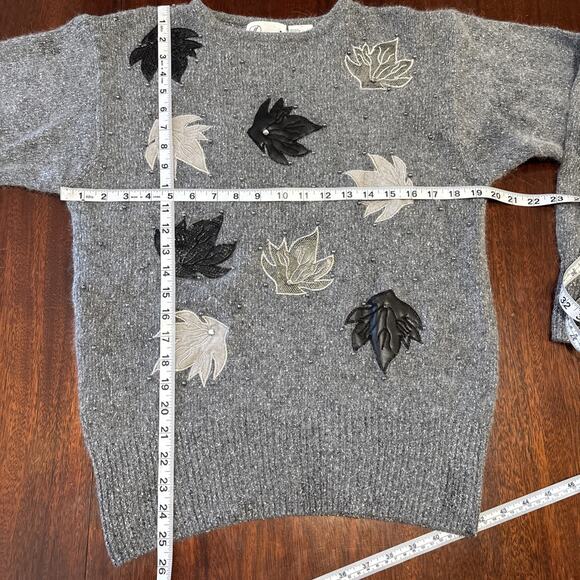 Donagain VTG Silk Wool Blend 3D Sweater Size L Indie Cottage Retro Monochrome - Picture 5 of 9